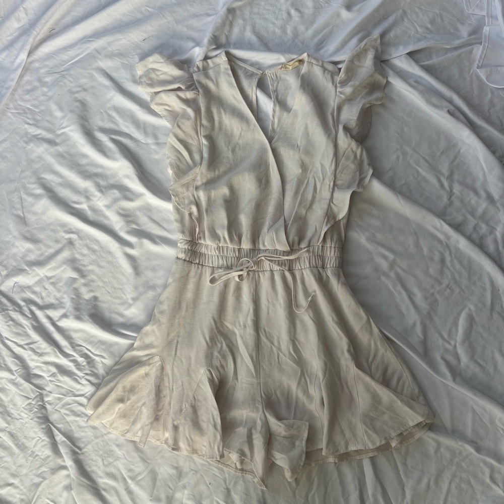 Altar'd State Elegant Cream Romper with Ruffle Sleeves and Tie Waist Sz S